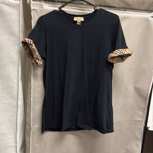 Burberry t shirt